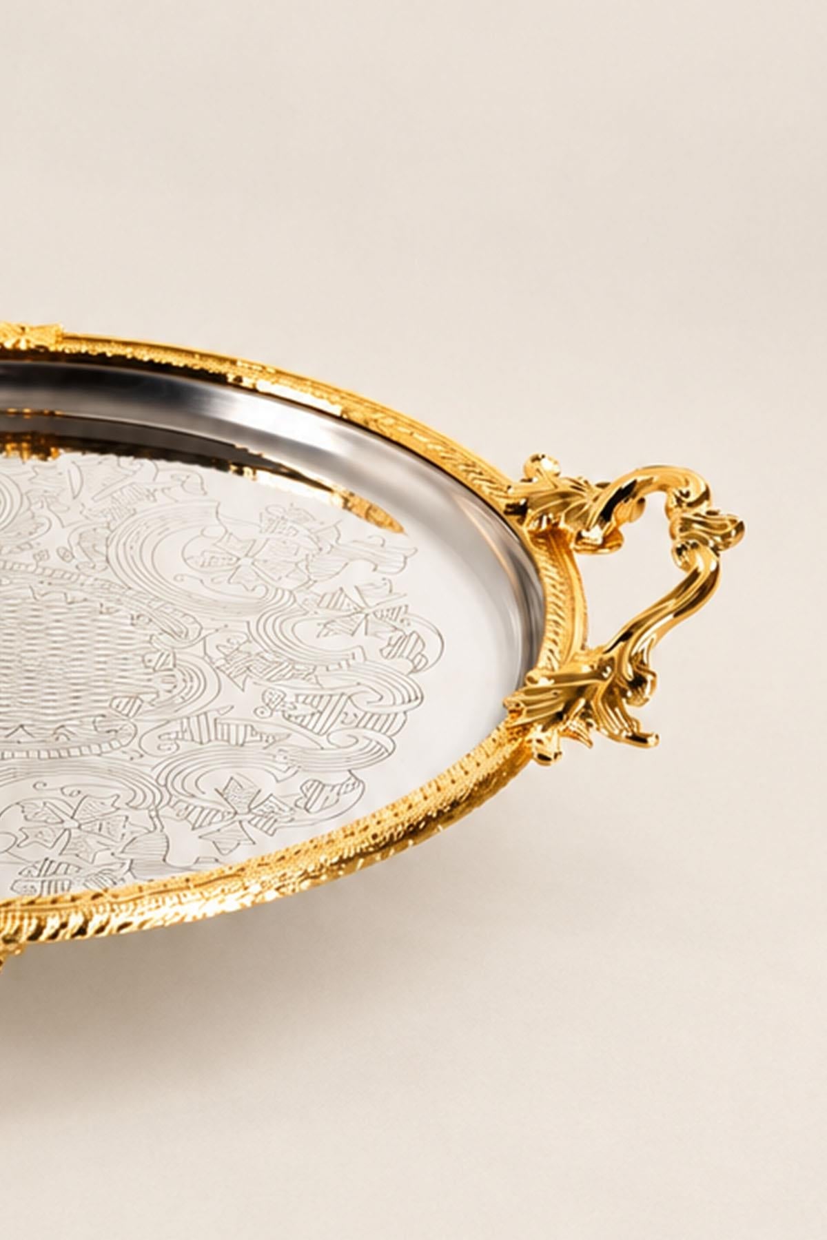 Kessa Round Tray with Gold Detail Handles (30 cm)