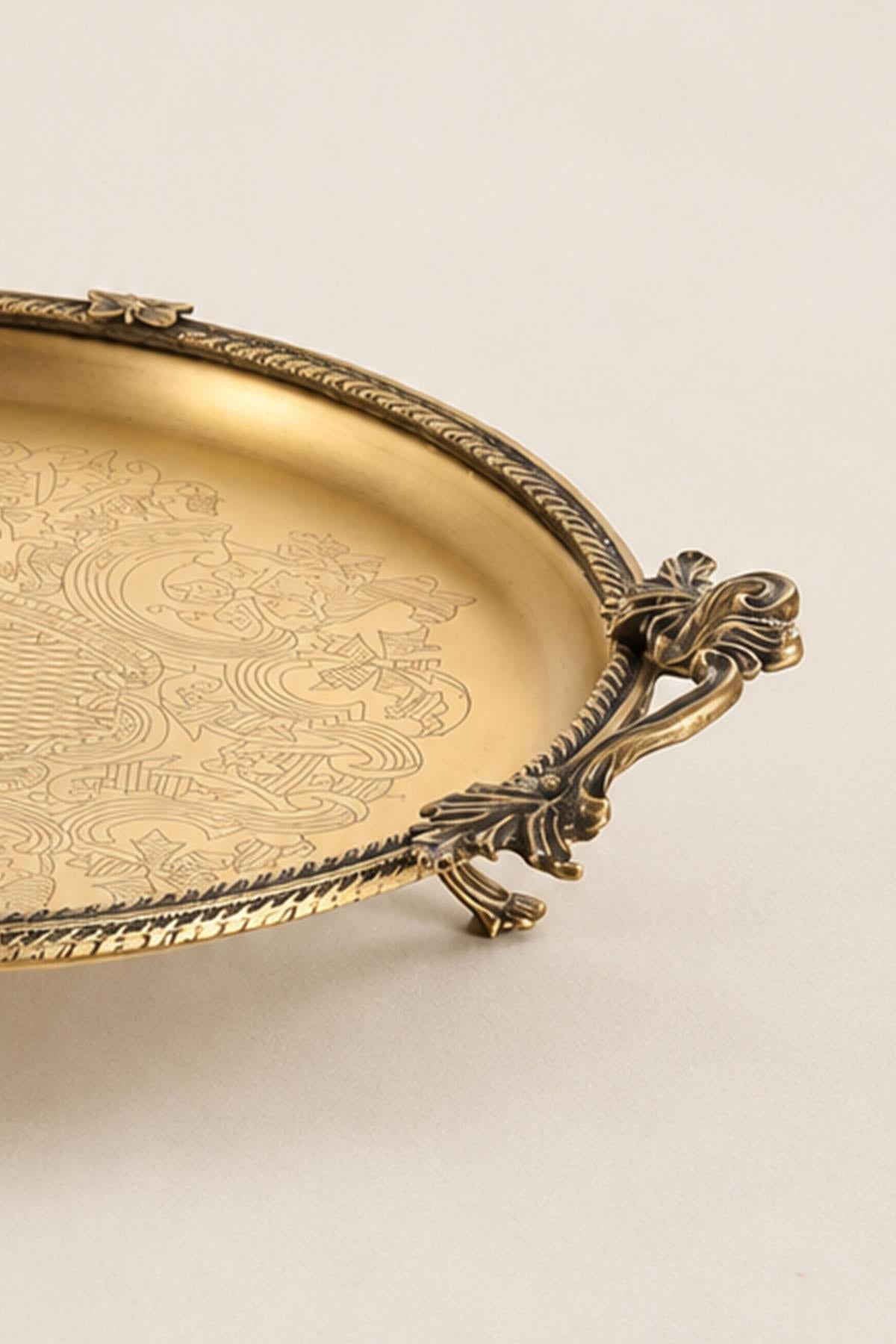Kessa Antique Detail Round Tray with Handles (30 cm)