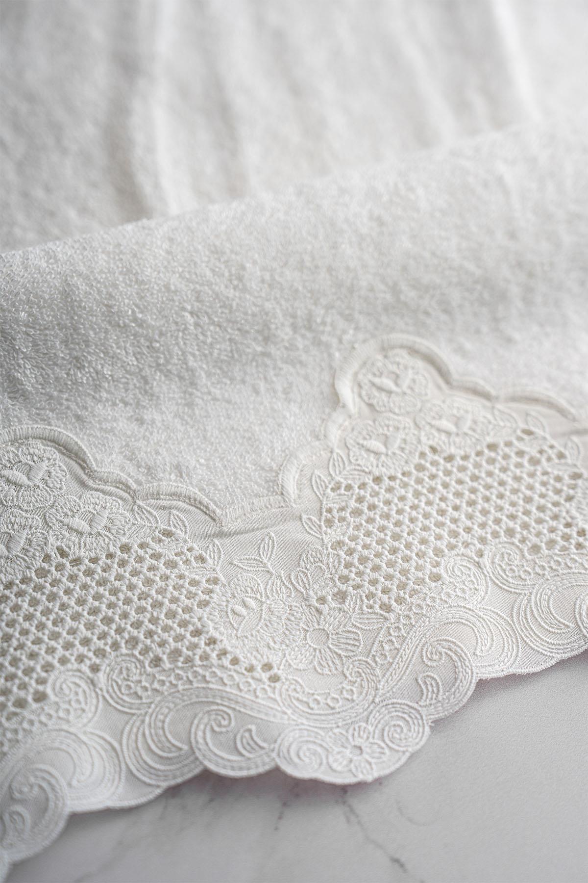 Iris Embroidered Face Towel (50 x 90 cm)