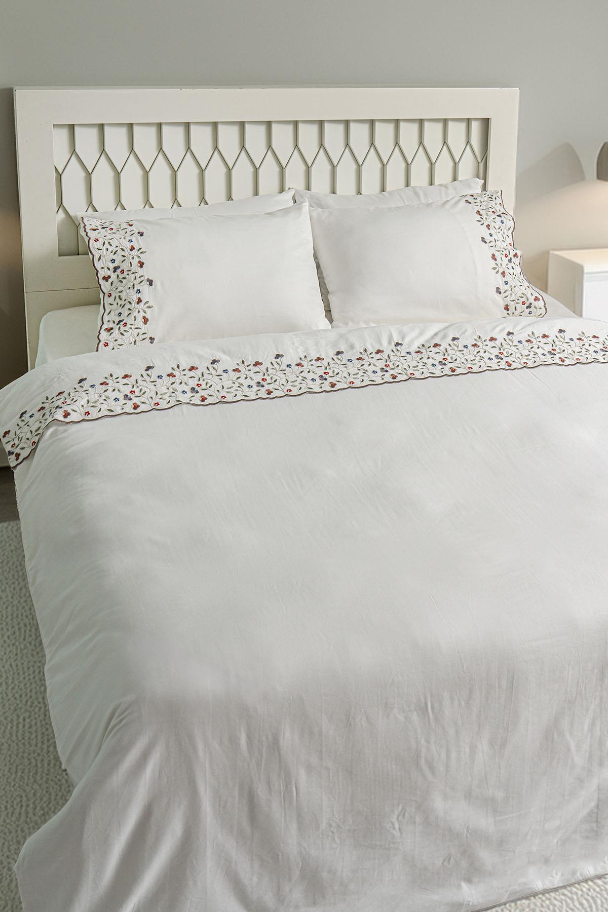 Livano Colorful Floral Embroidered 100% Cotton Double 6-Piece Duvet Cover Set