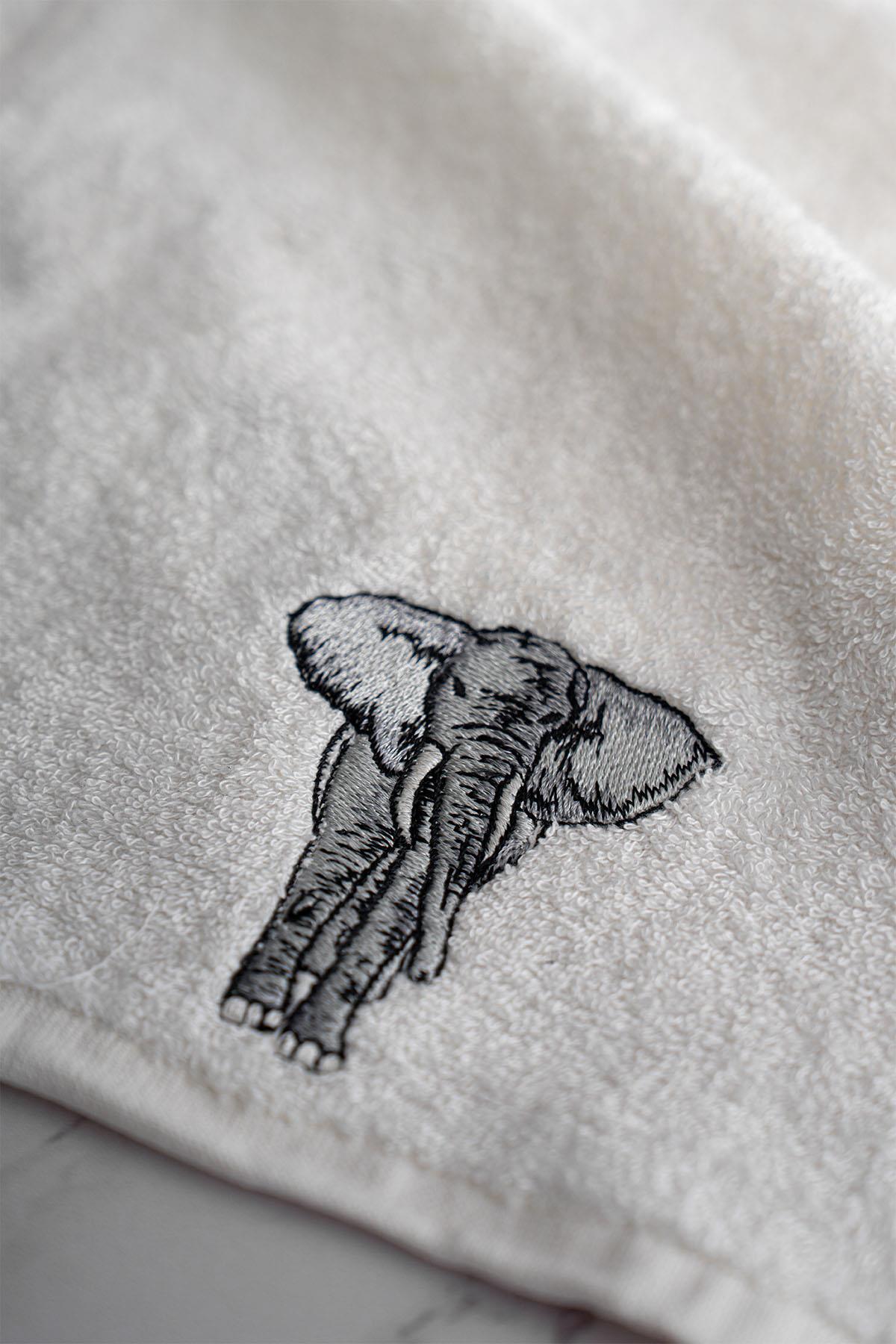 Safari Series Animal Embroidered Hand Towel (30 x 50 cm)
