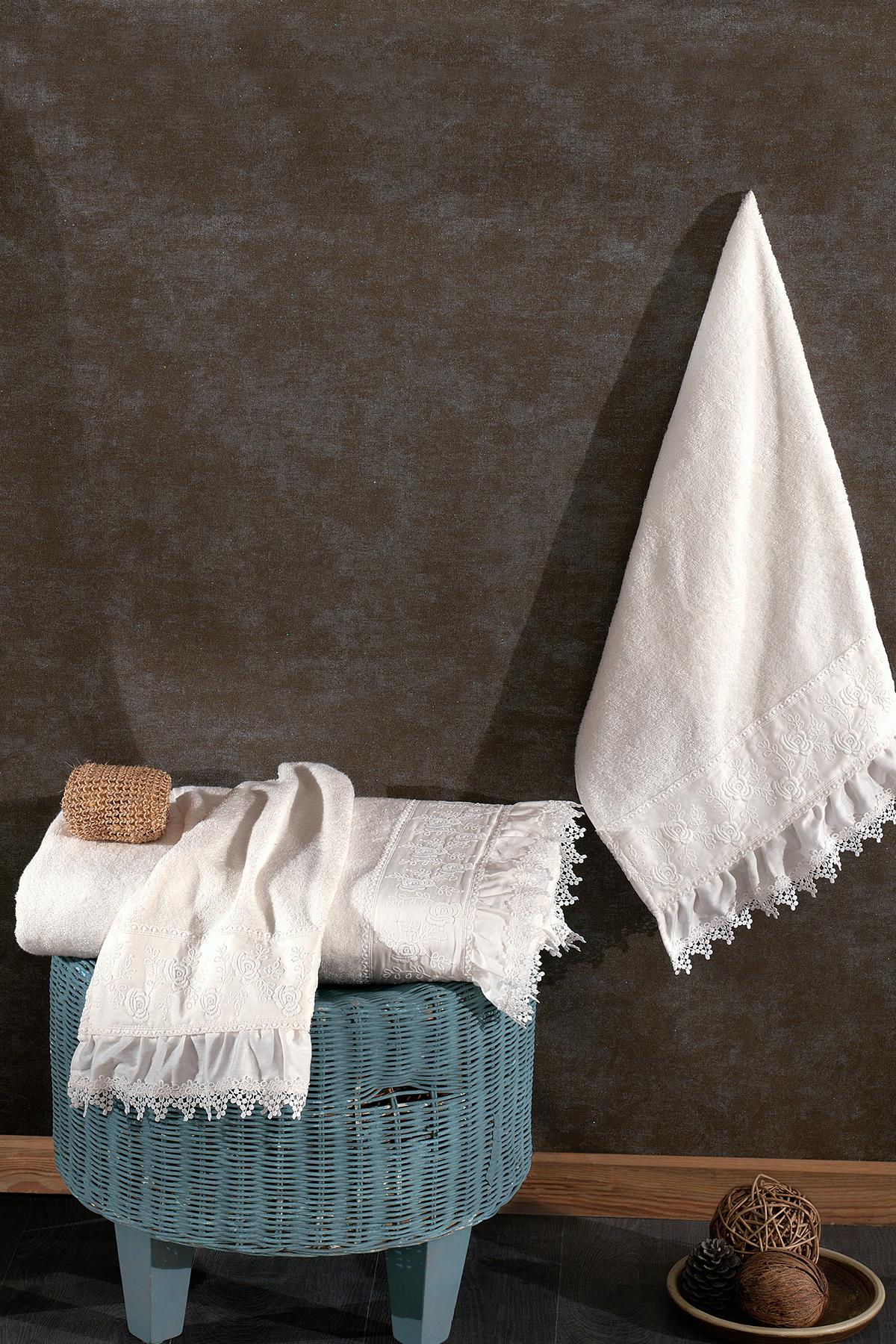 Alina Lace and Embroidered Face Towel (50 x 90 cm)