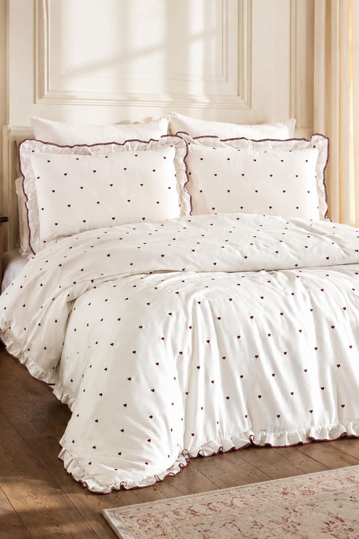 Amore Heart Embroidered Cotton Satin Super King Size 6 Piece Duvet Cover Set