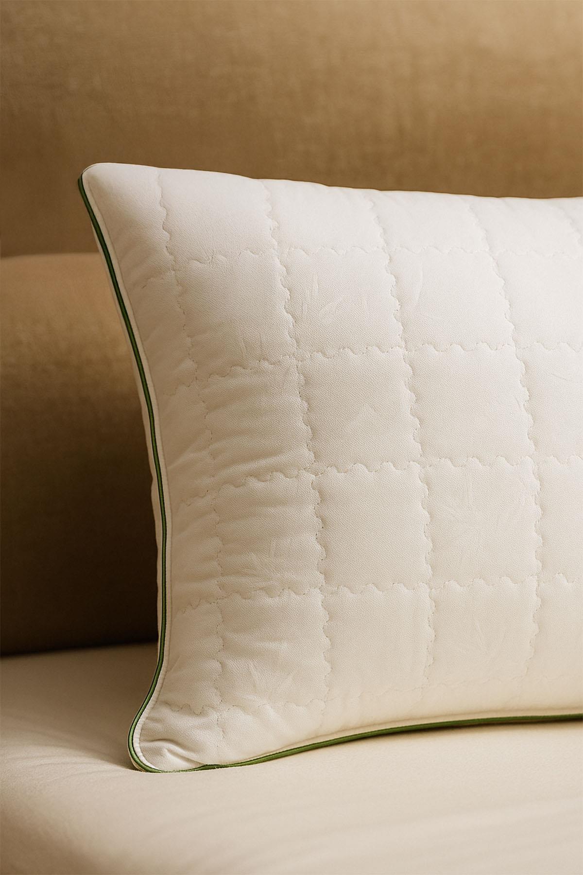 Bamboo Pillow (50 x 70 cm) / 900 GR