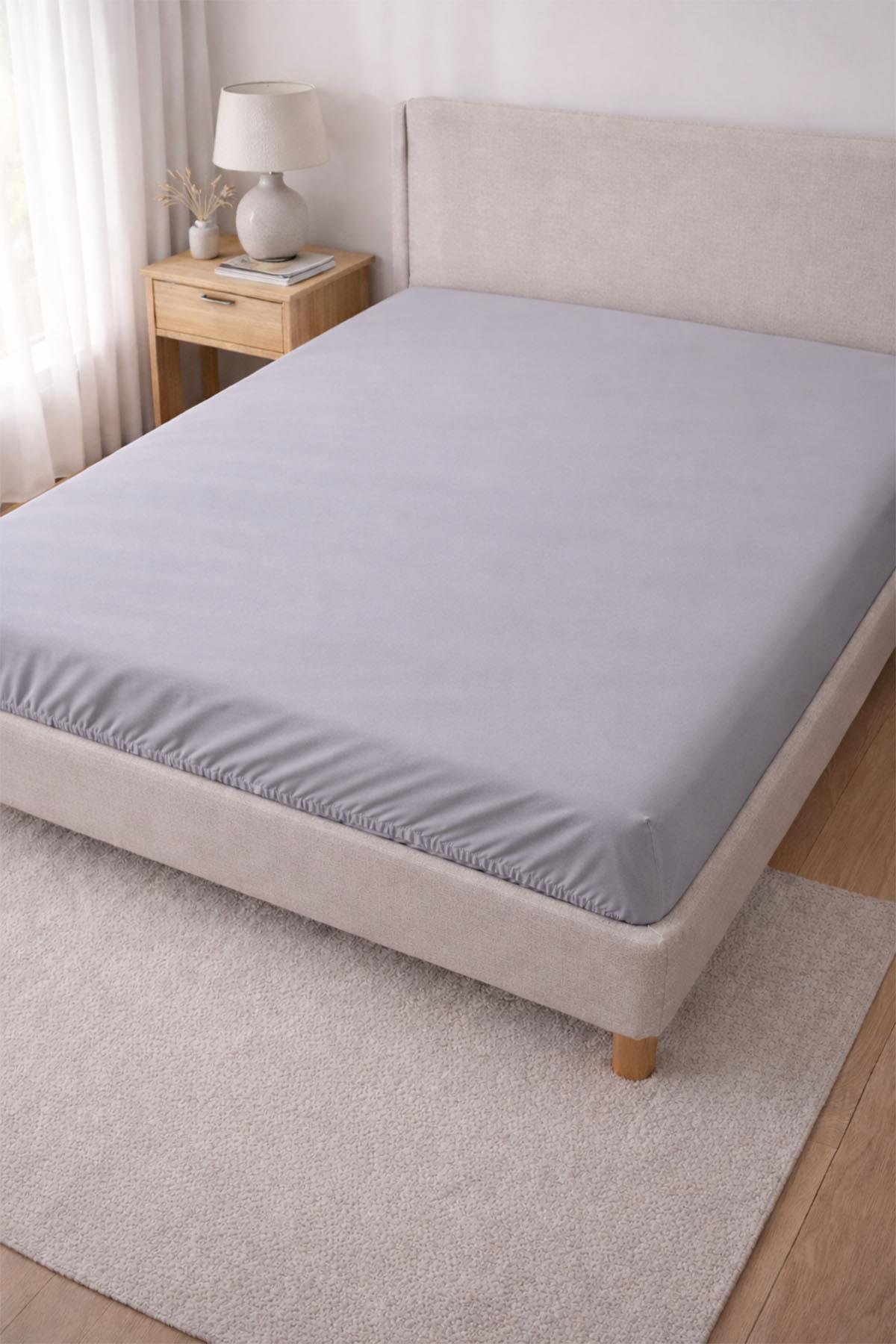 Basic Cotton Satin Super King Size Full Fitted Sheet (200 x 200 cm)