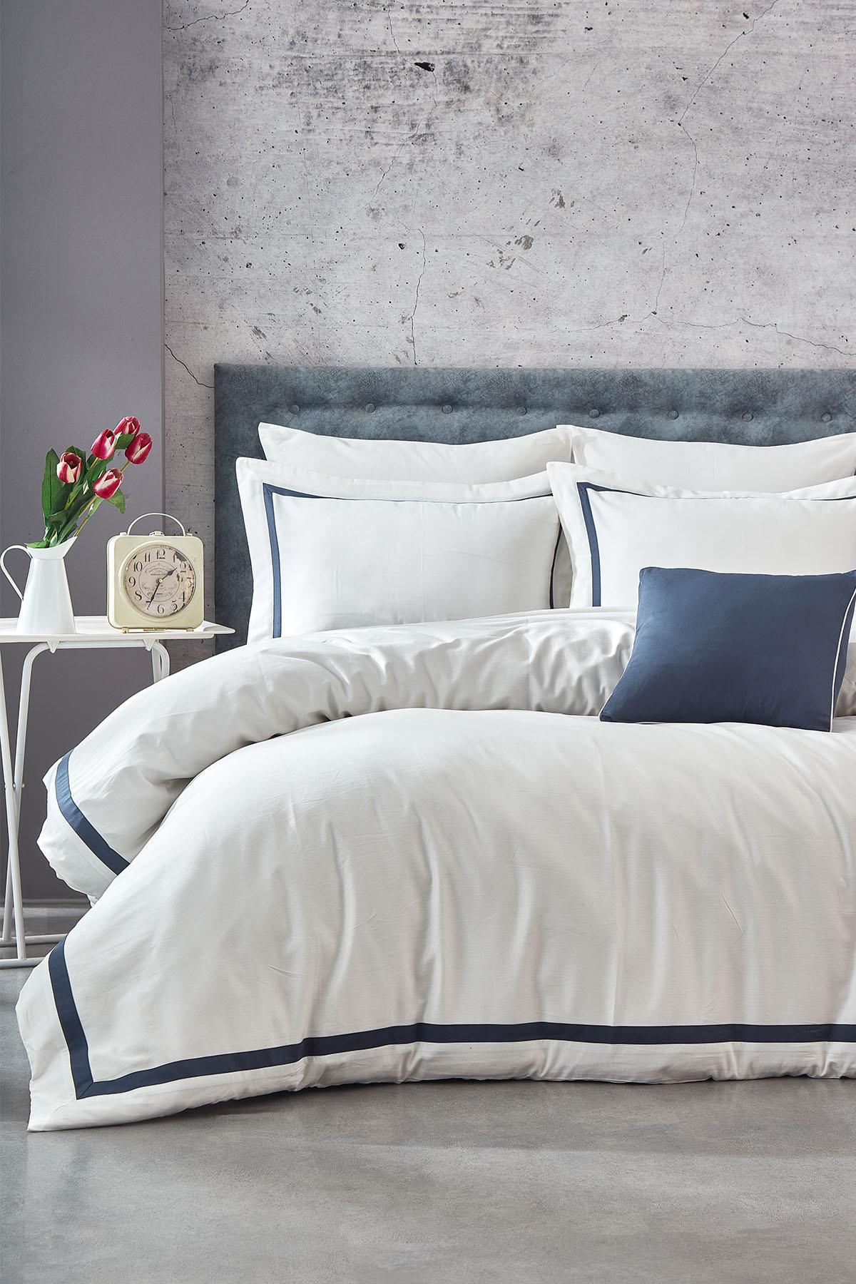 Carisma Piped Cotton Sateen Super King Size 7-Piece Duvet Cover Set