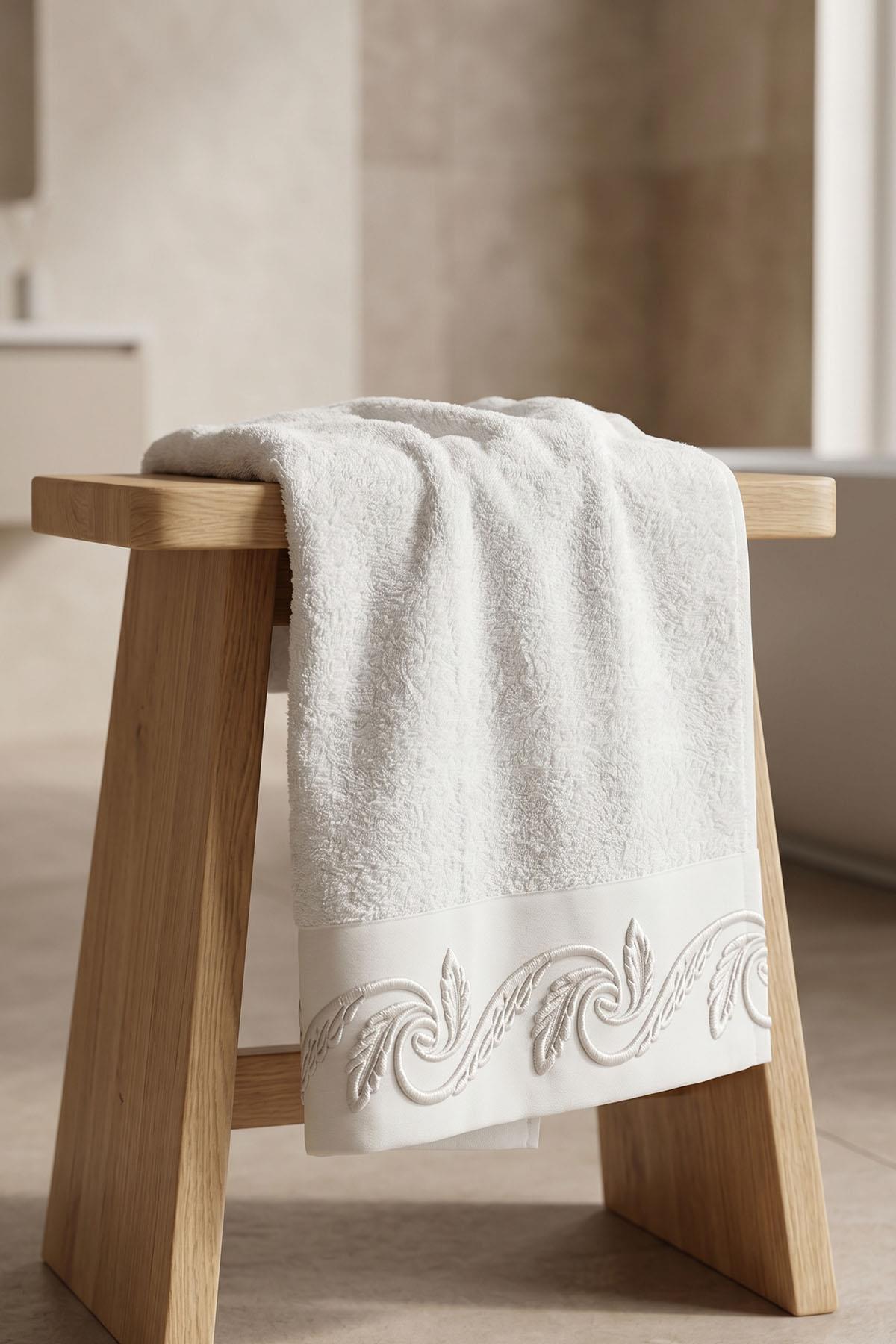 Latina Burgu Leaf Embroidered Bath Towel (90 x 150 cm)
