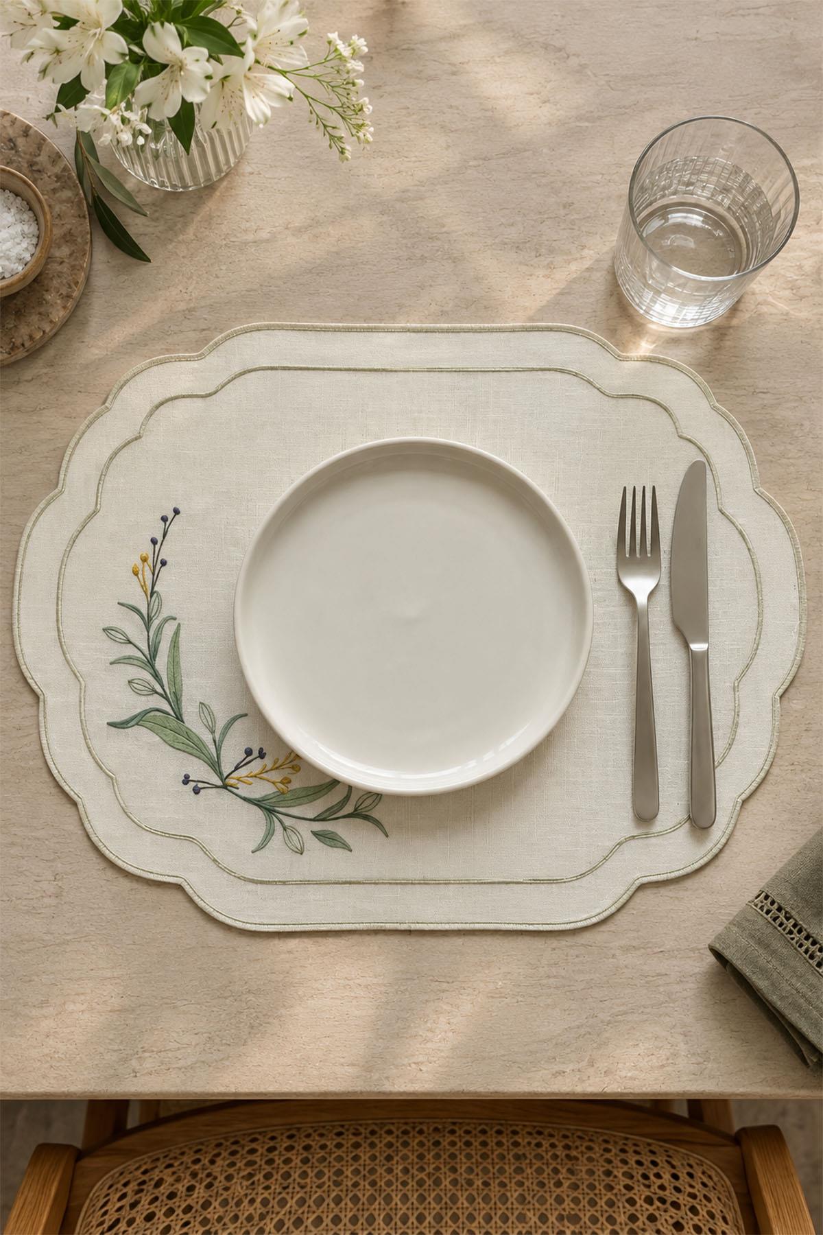 Mimosa Embroidered Stain-Resistant, Easy-to-Care Placemat (35 x 45 cm)