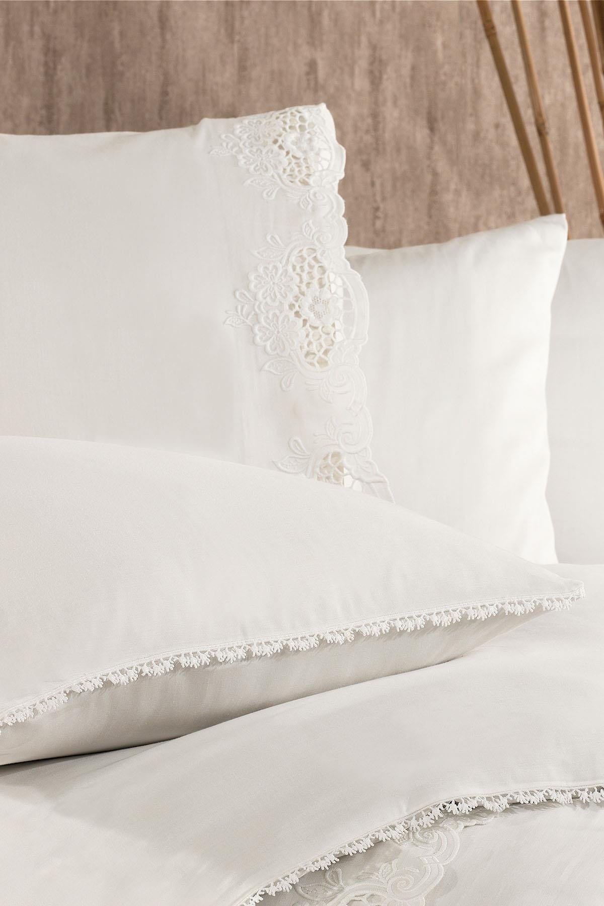 Puerta Floral Embroidered 100% Cotton Double 6-Piece Duvet Cover Set