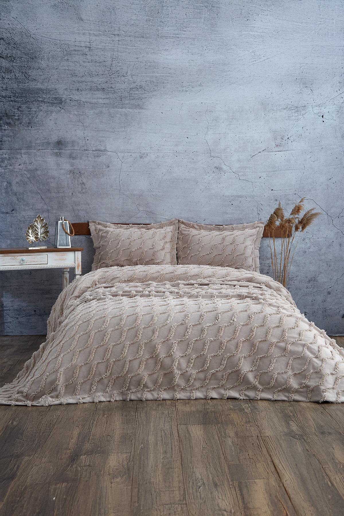 Linen-textured, double-size beige bedspread and pillowcase set, modern bedroom decor